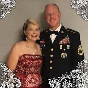 Meet your Posher, Myra